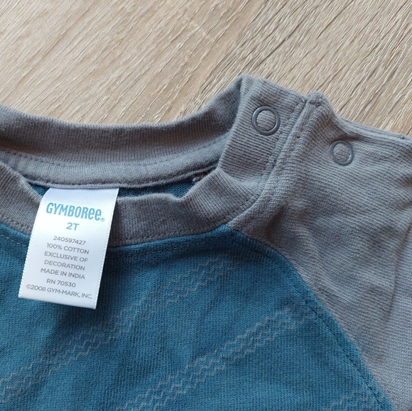 2008 guc/play tractor/car rompers 2T - Picture 9 of 16